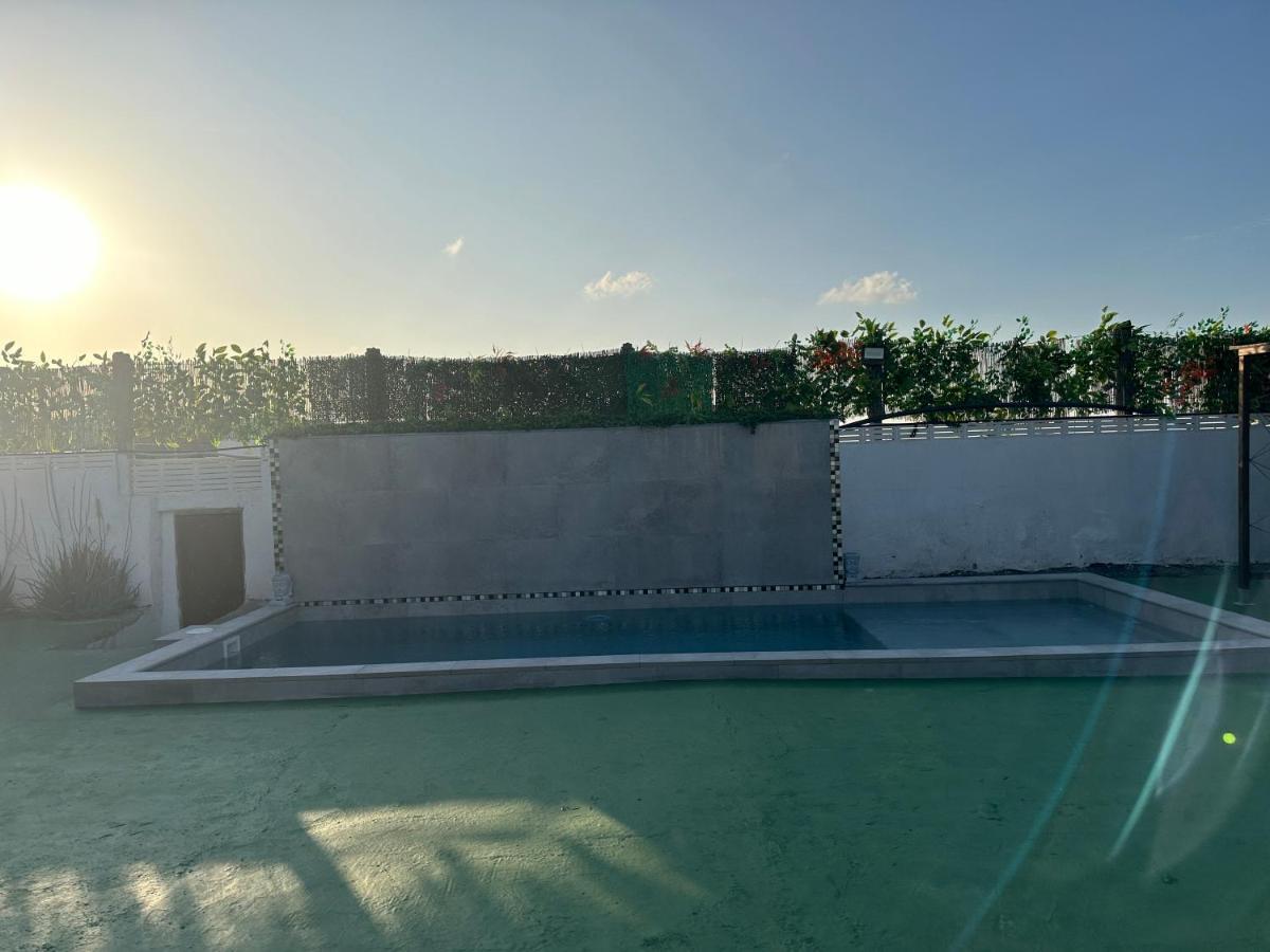 Valtisya Pool And Airport Pensionat Telde Eksteriør billede